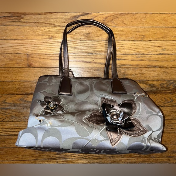 Brown Coach bag with matching Clutch/Wallet - Picture 2 of 5